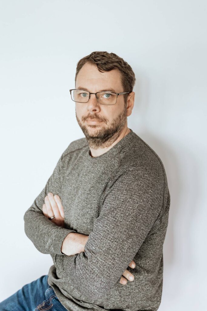 Headshot of Aaron Henry